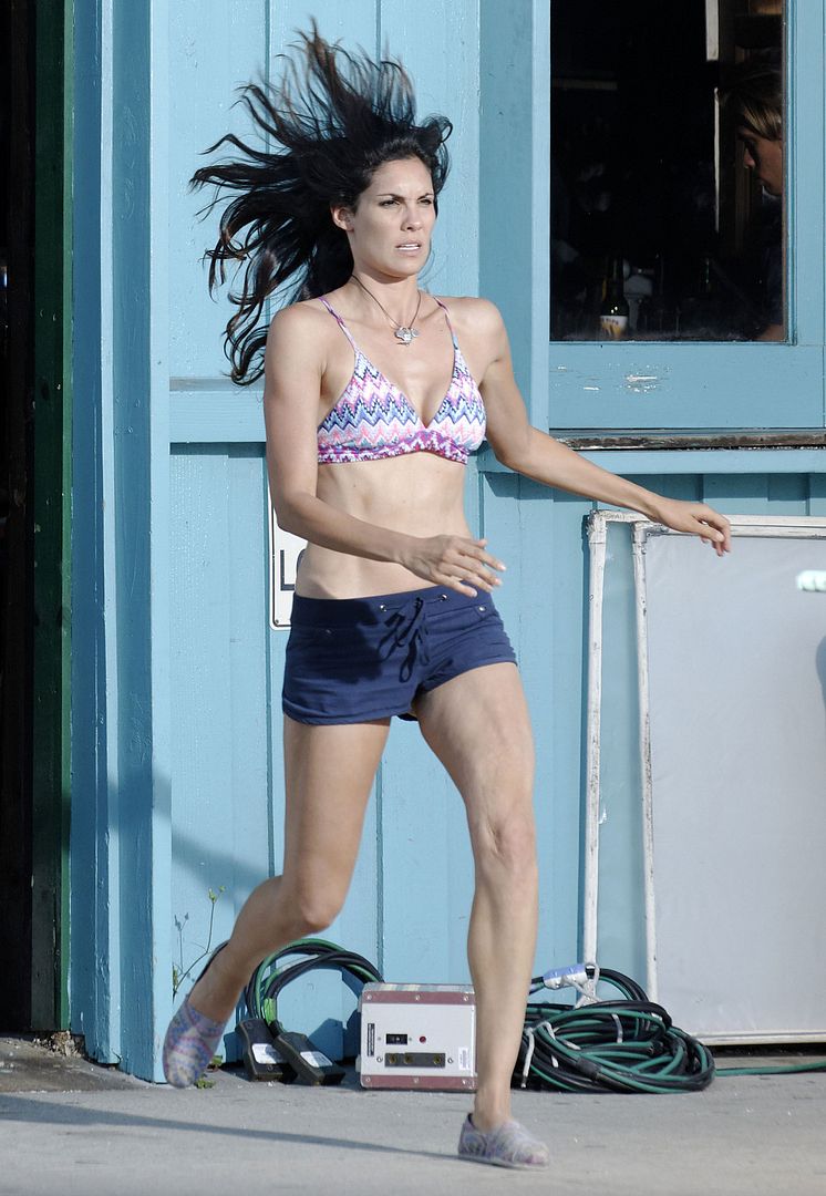 Celebrity Paparazzi Bikini Daniela Ruah Ncis Set Venice Beach Sept